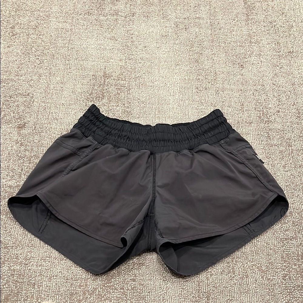 Lululemon Tracker short